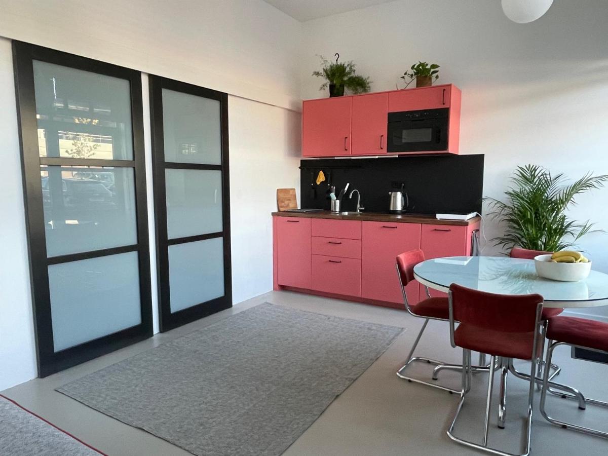 Studio 28A5 With Free Parking Place Amsterdam Eksteriør bilde